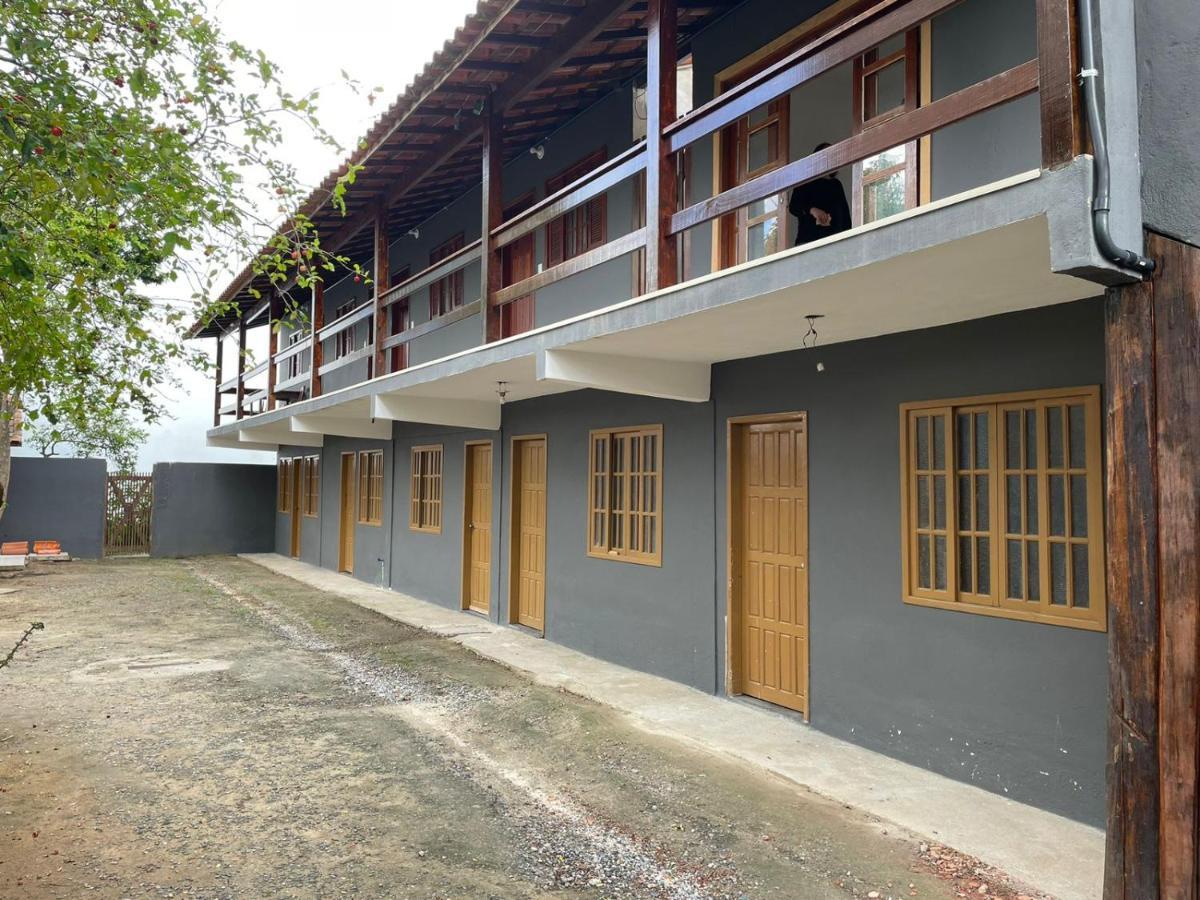 Quitinete Casal Padrao Apartment *